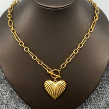 Load image into Gallery viewer, Golden Heart Necklace | WP
