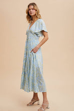 Load image into Gallery viewer, The Heavenly Dress
