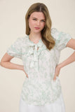 FLORAL PRINT SCALLOP TRIM DOUBLE FRONT TIE BLOUSE: NATURAL