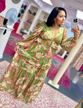 Load image into Gallery viewer, The Fallon Maxi Dress
