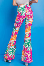 Load image into Gallery viewer, The Jade Fuchsia Printed Pants
