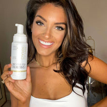 Load image into Gallery viewer, LIMELIGHT | Ultra Dark Sunless Tanning Mousse
