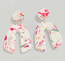 Load image into Gallery viewer, Mandy Dangle Earrings
