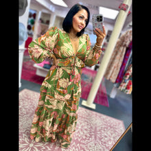 Load image into Gallery viewer, The Fallon Maxi Dress
