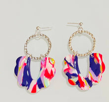 Load image into Gallery viewer, Stephanie Dangle Earrings
